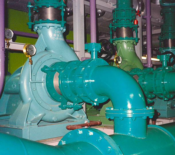 ビルの空調設備での冷却水ポンプ納入事例イメージ